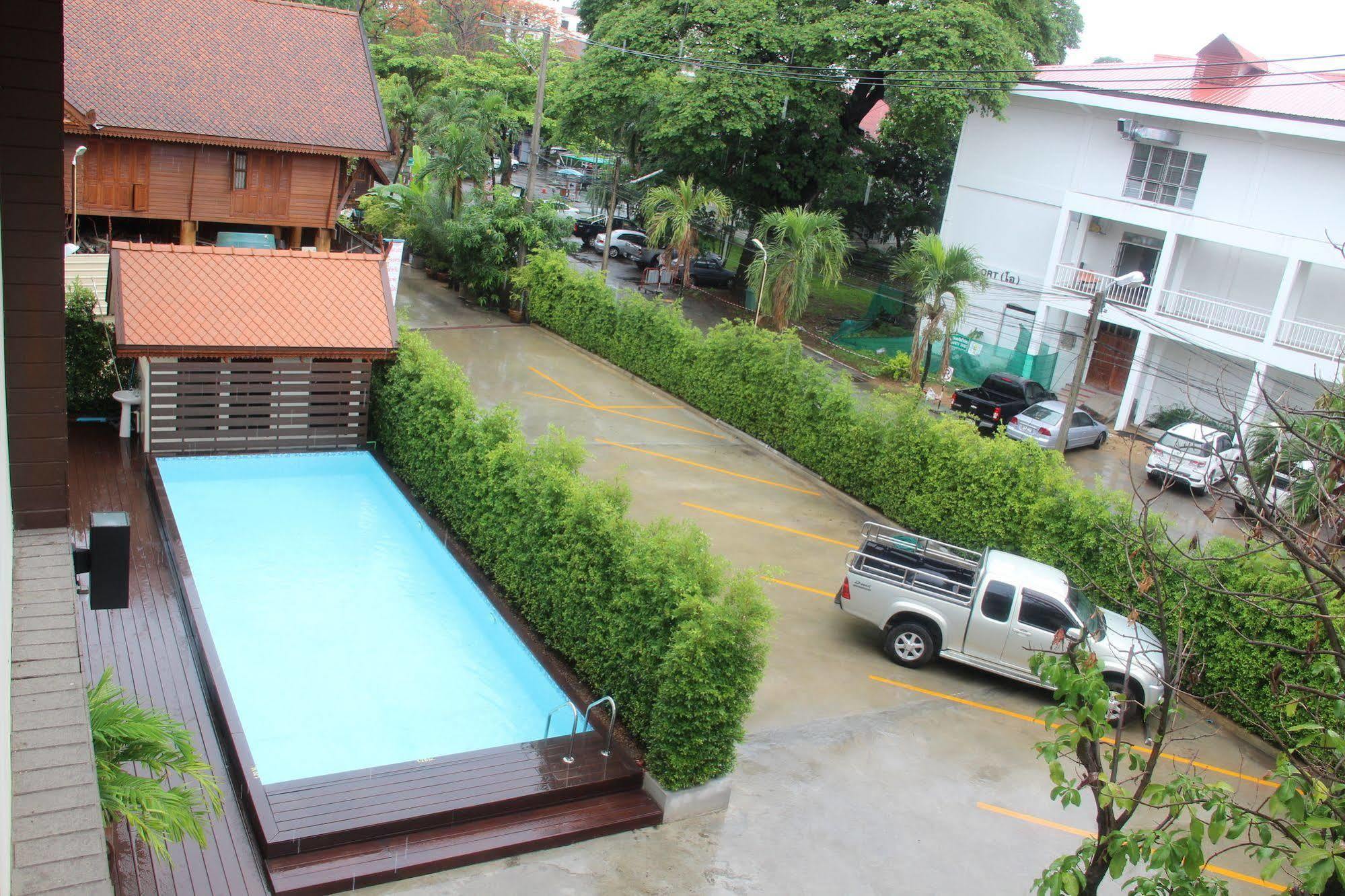 Monmuang Hotel Chiang Mai Exterior foto